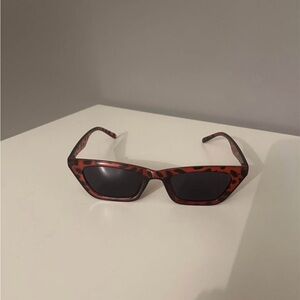 Cats Eye Tortoise Shell Women’s Sunglasses